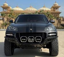 إعلان عن Porsche Cayenne Solid Project