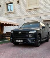 إعلان عن Land Cruiser