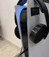 إعلان عن ابي شخص يبدل  هاتف 17 برو ماكس  بسوني  فايف