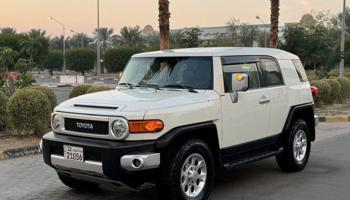 إعلان عن تويوتا FJ موديل 2013 الدرجه الاولى بحاله الوكاله