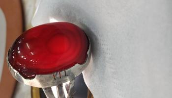 إعلان عن نادر وفخم