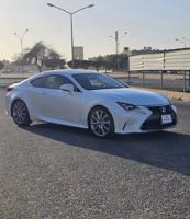 إعلان عن Lexus RC350