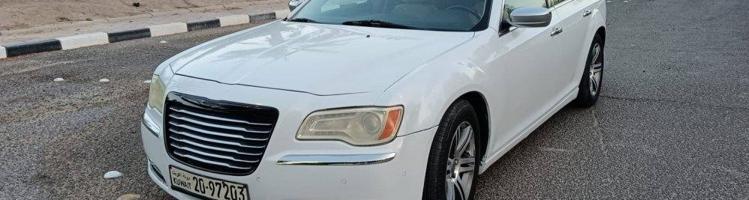 إعلان عن للبيع كرايسلرc300 فحص جير مكينة شاصي 8 سلندر