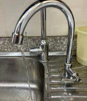 إعلان عن فني صحي سباك ادوات صحيه