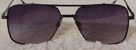 إعلان عن نظاره Dita Subsystem Two للبيع