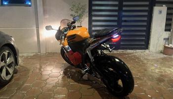 إعلان عن CBR 600 شرط الفحص التواصل واتس اب فقط
