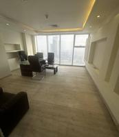 إعلان عن مكتب للإيجار