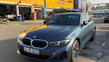 إعلان عن BMW 318i