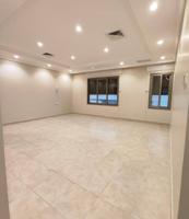 إعلان عن للايجار دور مع روف كبير في الجابرية