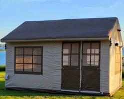 إعلان عن خيمة قابلة للتفخ تكفي لـ 8 أشخاص - مع جهاز تفخ خلال دقايق