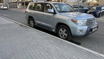 إعلان عن لاندكروزر 2013  8 سلندر تماتيك  شرط الفحص