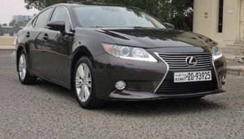 إعلان عن لكزس ES350