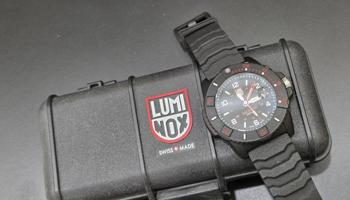 إعلان عن Luminox ساعة لومينوكس اصلية بحالة ممتازة