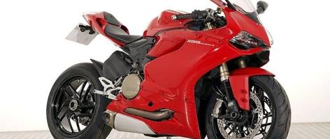 إعلان عن Ducati Panigale 1199 S