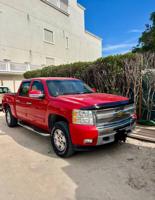 إعلان عن وانيت سلفرادو 2012