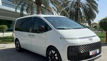 إعلان عن للبيع هيونداي ستاريا موديل 2022 أعلى فئه بالوكالة