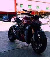 إعلان عن Ducati sfs
