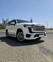 إعلان عن Toyota Land Cruiser twin turbo