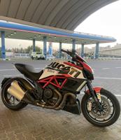 إعلان عن 1200 Diavel 2013 carbon