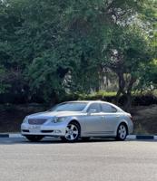 إعلان عن لكزس LS 2007