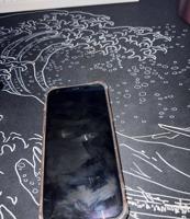 إعلان عن iphone 13 pro احمر