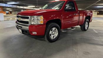 إعلان عن سلفرادو 2012