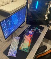 إعلان عن بي سي للبيع مع شامل اغراضه