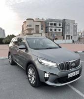 إعلان عن كيا سورينتو حاله فوق الممتازة عداد قليل كامل المواصفات فحص شامل