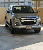 إعلان عن وانيت ايسوزو D MAX 2022