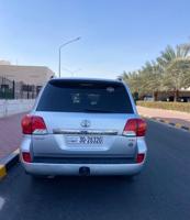 إعلان عن للبيع لاندكروز موديل 2014 جي اكس ار 8 سلندر