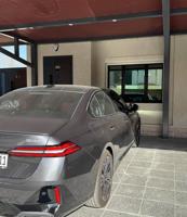 إعلان عن BMW 520 FULL OPTION 2025