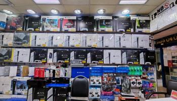 إعلان عن بيع استبدال اجهزه السوني فور وفايف وكروت الاستور