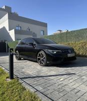 إعلان عن Volkswagen Golf R 2022