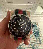 إعلان عن للبيع ساعة قوتشي