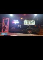 إعلان عن فود ترك للضمان