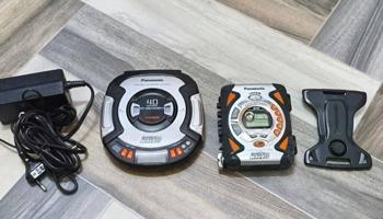 إعلان عن Vintage Panasonic ShockWave Set (Cassette & CD)