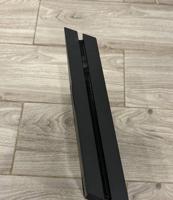 إعلان عن سوني ٤  مع يده بيعه سريعه