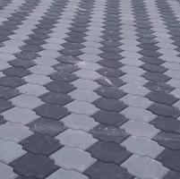 إعلان عن معلم بلاط متداخل وكربستون وكاشي ومصفت سيارات وصبت موزاييك ارضيات