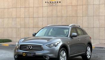 إعلان عن للبيع INFINITY QX70 موديل 2015 وارد البابطين
