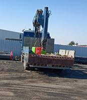 إعلان عن Lorry Crane drivers are required provided that there is a Pakistani, I