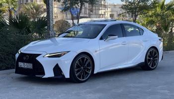 إعلان عن لكزس is350 FSPORT صبغ الوكاله موديل 2023