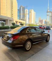 إعلان عن مرسيدس C-Class